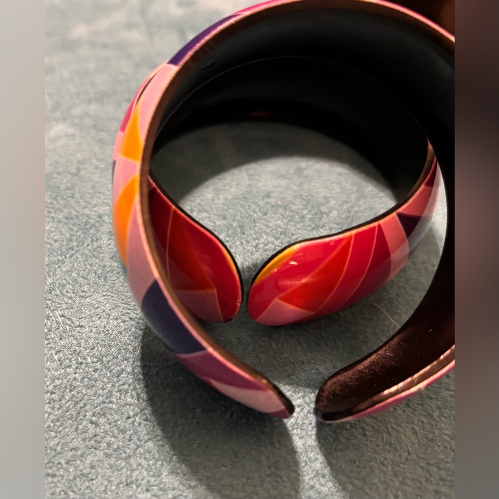 Colorful Geometric Cuff Bangle Set - Picture 4 of 14